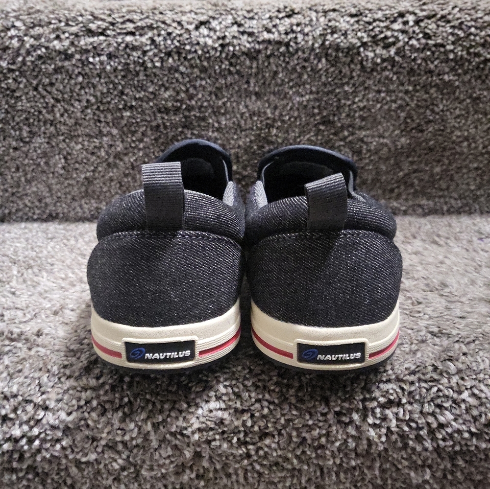 Nautilus Slip Resistant Composite Toe Safety Shoes - image 3